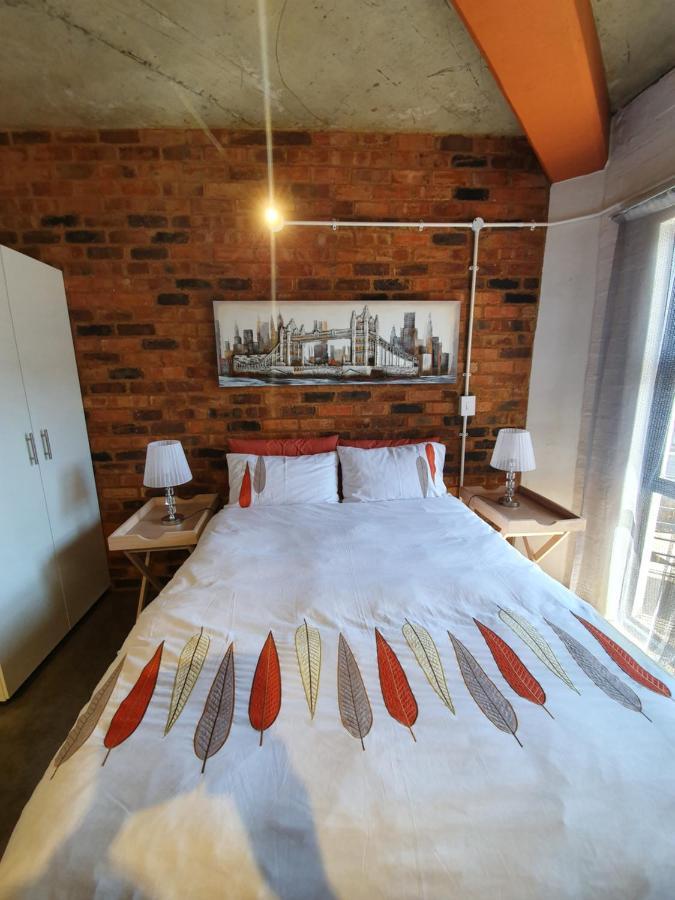 Апартаменты Kaleaba House In Vibey Maboneng Precint Йоханнесбург Экстерьер фото