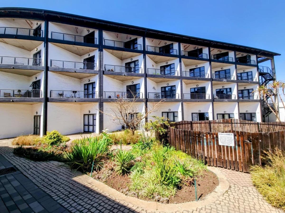 Апартаменты Kaleaba House In Vibey Maboneng Precint Йоханнесбург Экстерьер фото