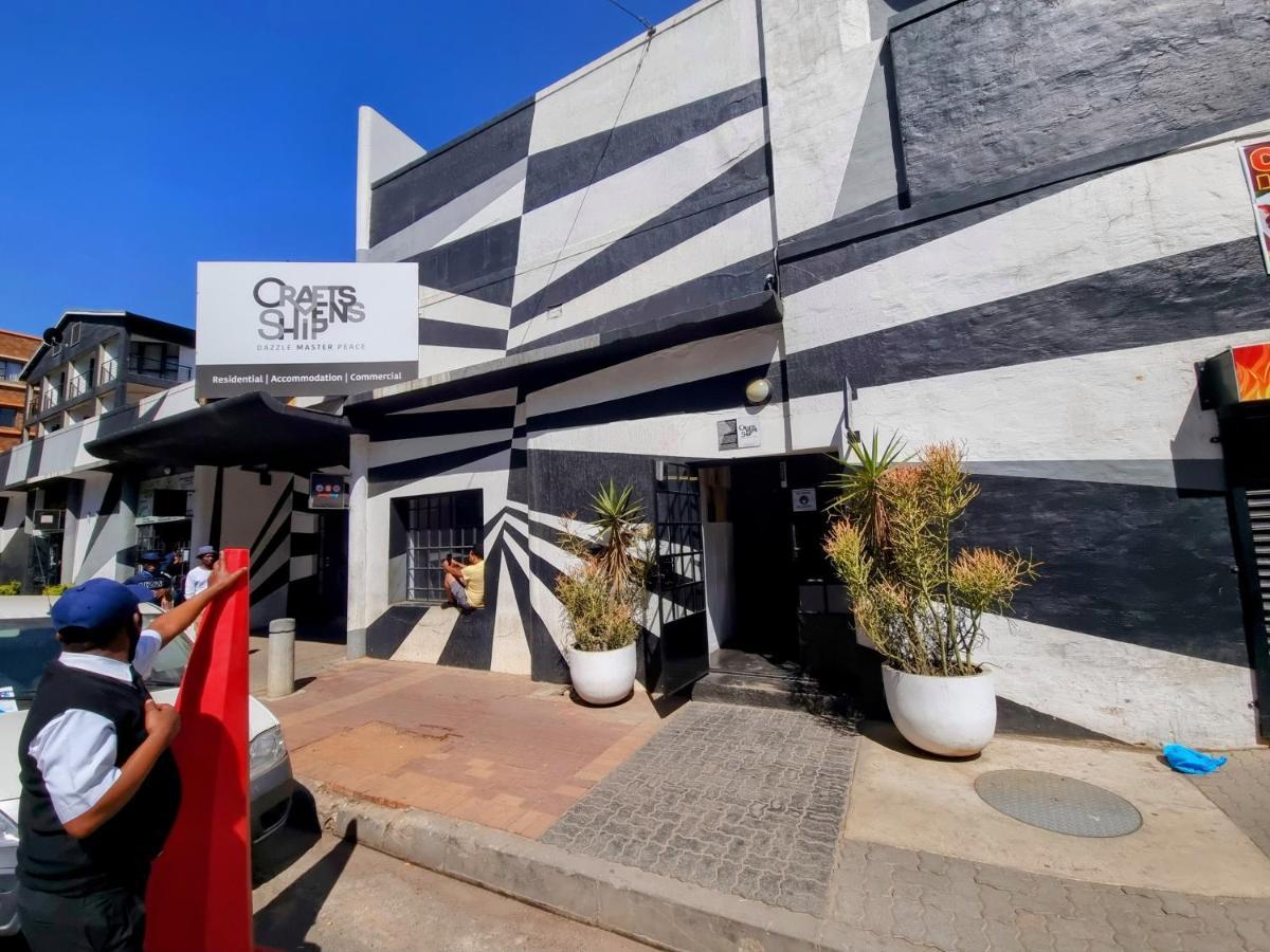 Апартаменты Kaleaba House In Vibey Maboneng Precint Йоханнесбург Экстерьер фото
